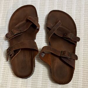 White Mountain Brown Sandals
